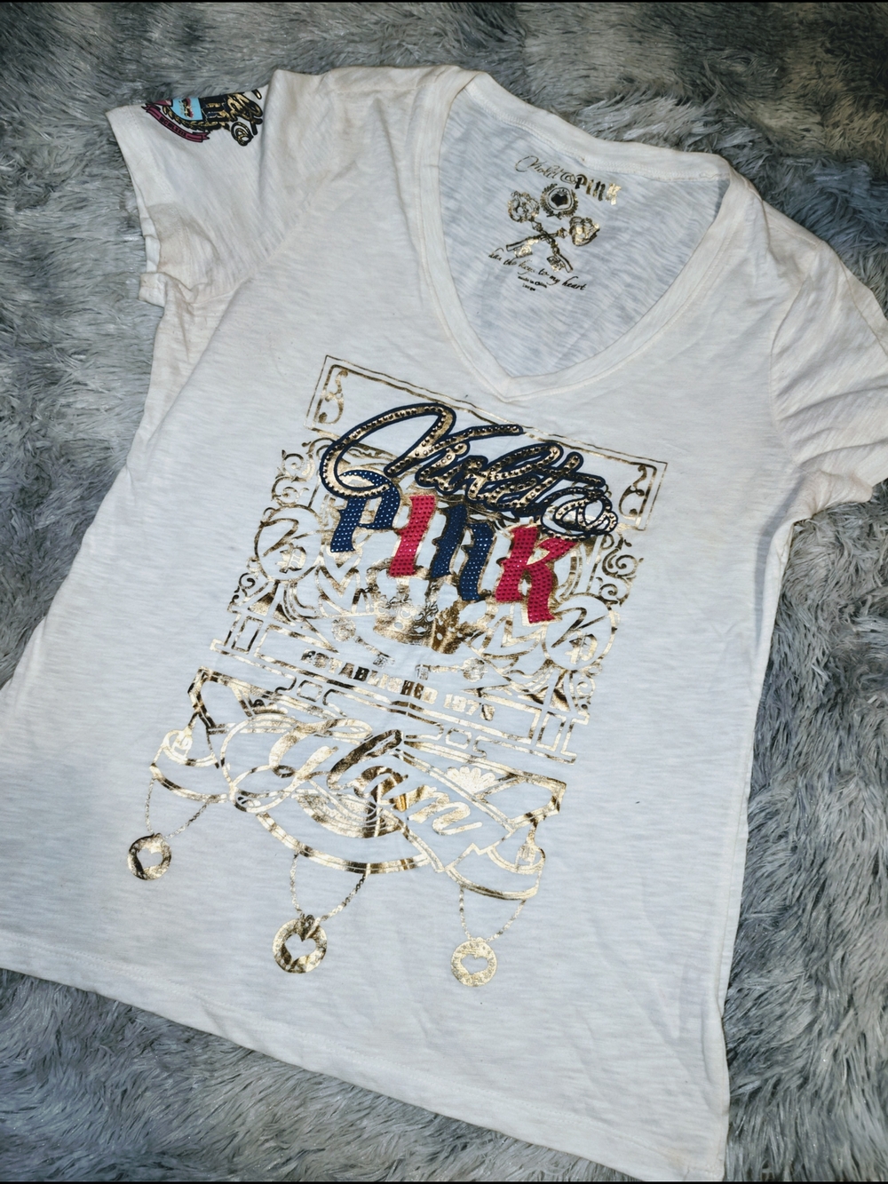 💜Violet & Pink V‑Neck Tee with Metallic Gold Foil💜